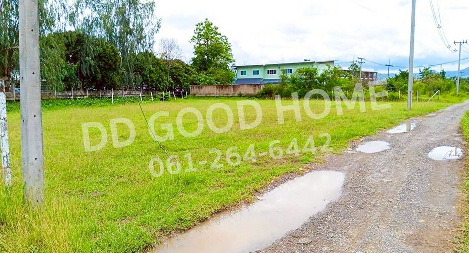 Terreno en venta en San Kamphaeng, Chiang Mai