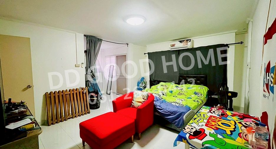 For sale 3 bedrooms townhouse in Thanyaburi, Pathum Thani