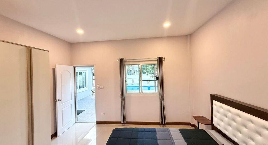 Villa en alquiler de 5 habitaciones en San Sai, Chiang Mai