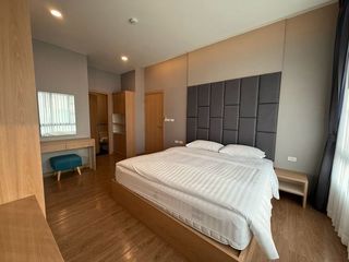 2 Bedroom Condo In Si Racha, Chonburi