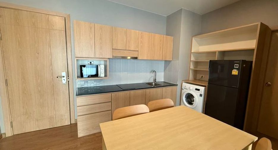 For rent 2 bedrooms condo in Si Racha, Chonburi