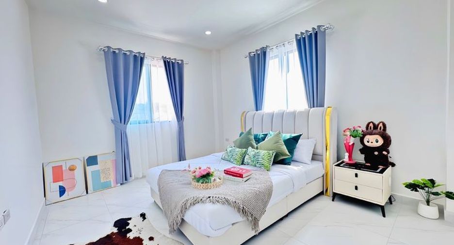 For sale 2 bedrooms townhouse in Bang Lamung, Chonburi