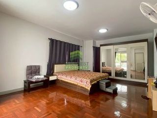 For rent and for sale 5 bedrooms house in Bang Bua Thong, Nonthaburi