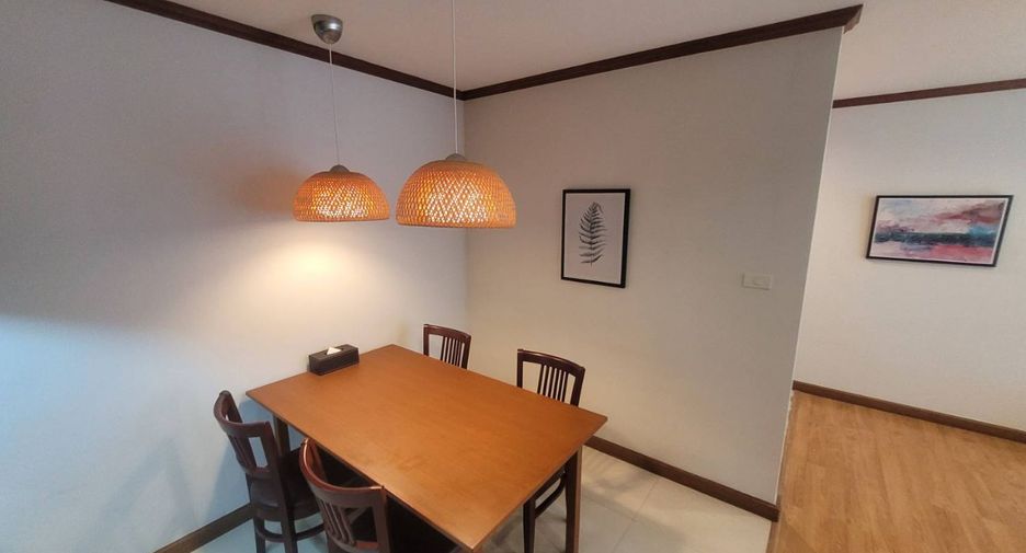 Apartamento con servicios en alquiler de 2 habitaciones en Watthana, Bangkok