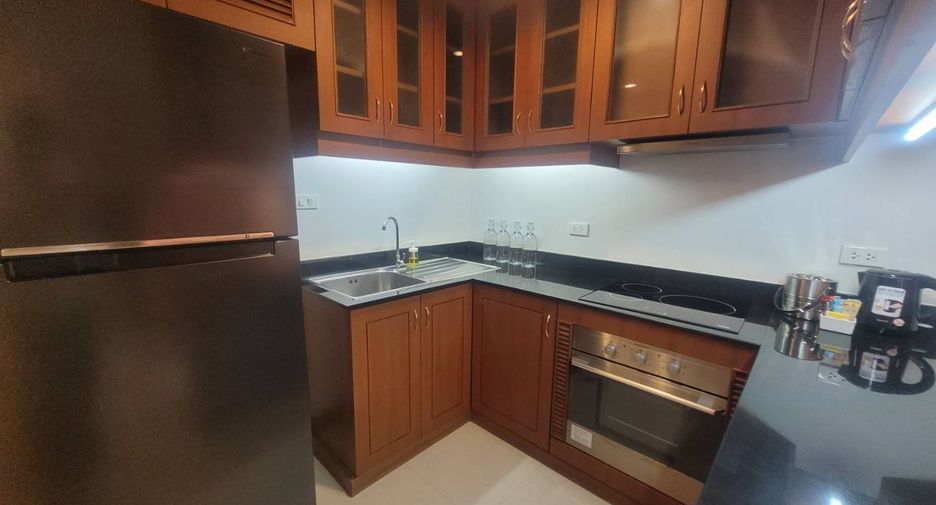 Apartamento con servicios en alquiler de 2 habitaciones en Watthana, Bangkok