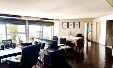 For sale 4 bedrooms condo in Yan Nawa, Bangkok