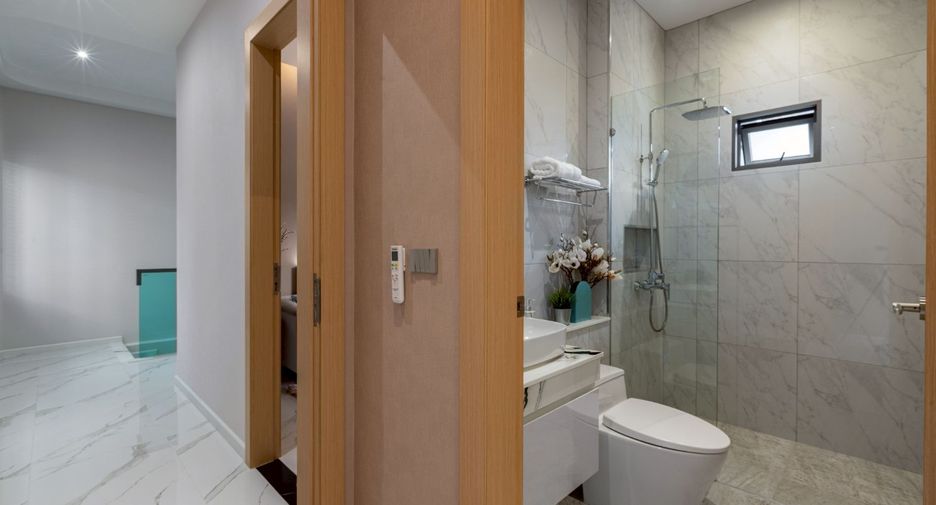 À vendre 4 chambres villa à Bang Lamung, Chonburi