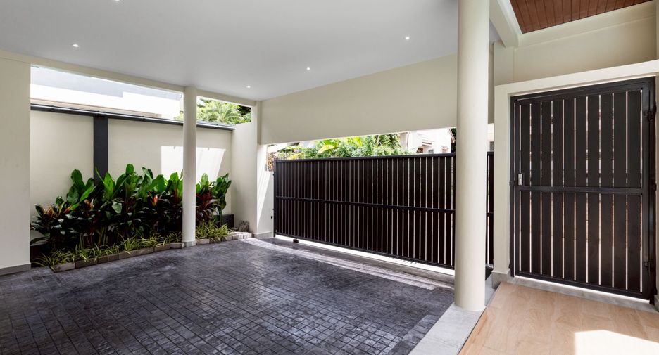 À vendre 4 chambres villa à Bang Lamung, Chonburi