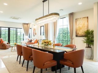 For rent 4 bedrooms house in Saphan Sung, Bangkok