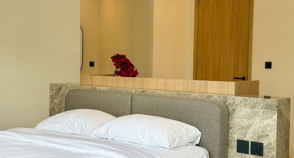 For rent 4 bedrooms villa in Mueang Phuket, Phuket