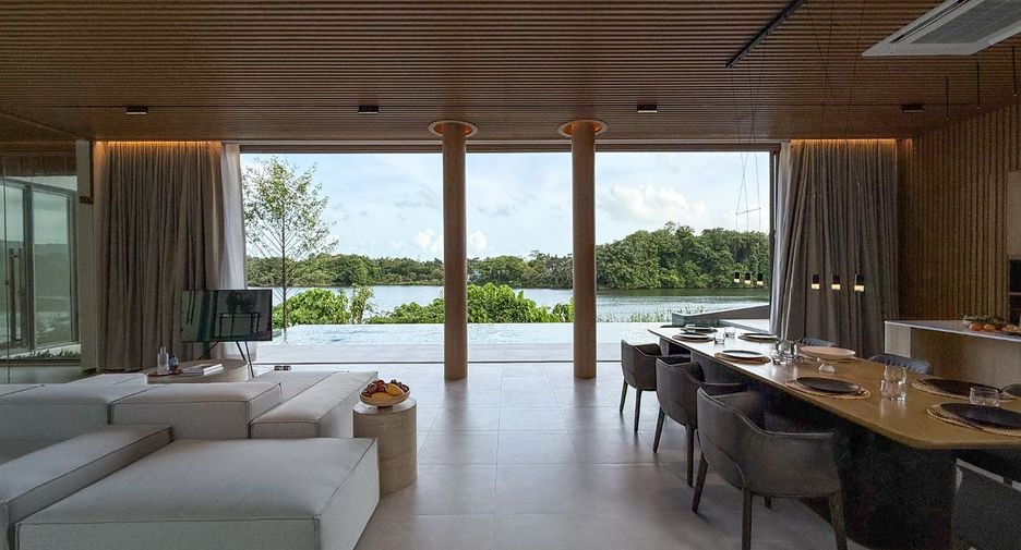 For rent 4 bedrooms villa in Mueang Phuket, Phuket