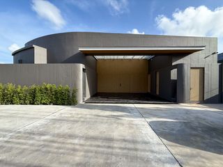For rent 4 bedrooms villa in Mueang Phuket, Phuket