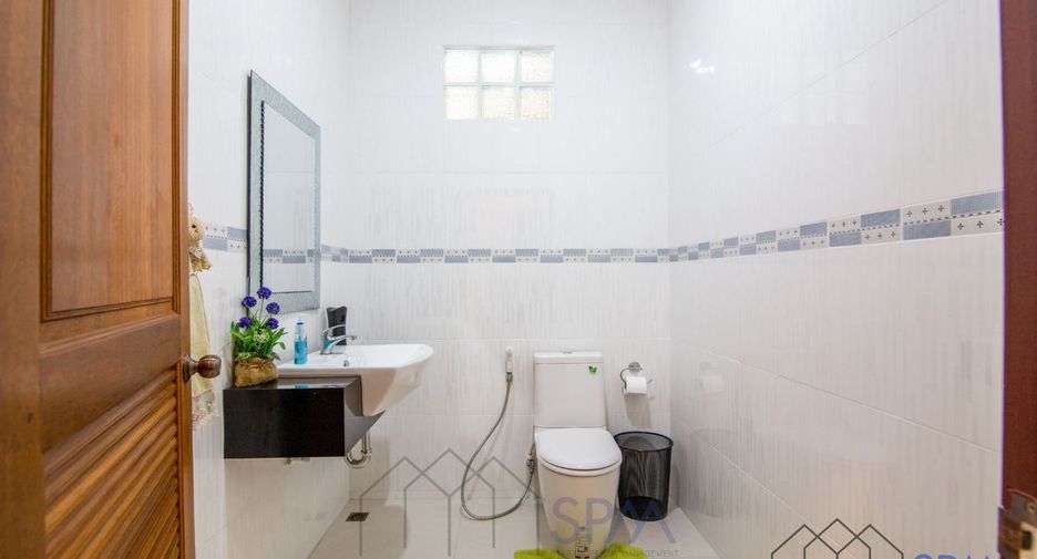 For sale 3 bedrooms villa in Hua Hin, Prachuap Khiri Khan