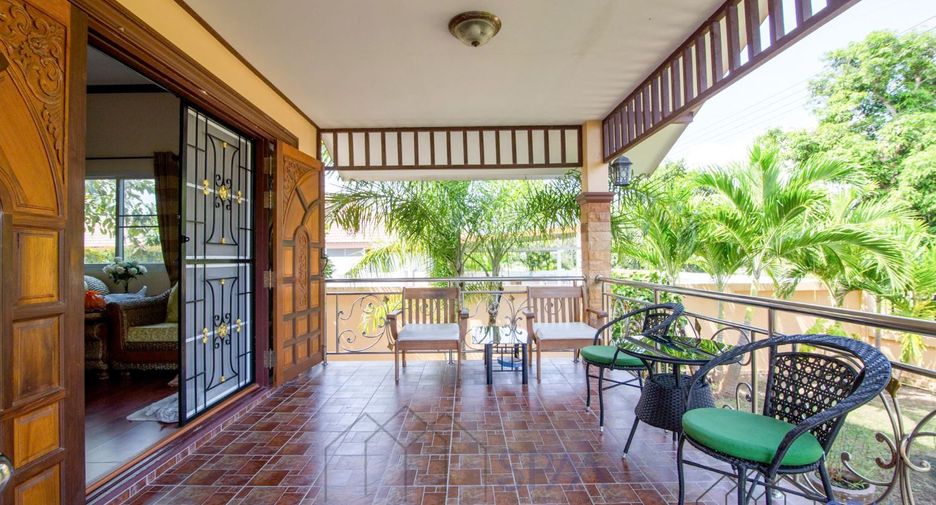 For sale 3 bedrooms villa in Hua Hin, Prachuap Khiri Khan