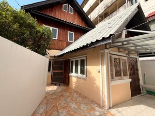 For Rent 4 Bedroom House In Mueang Chiang Mai