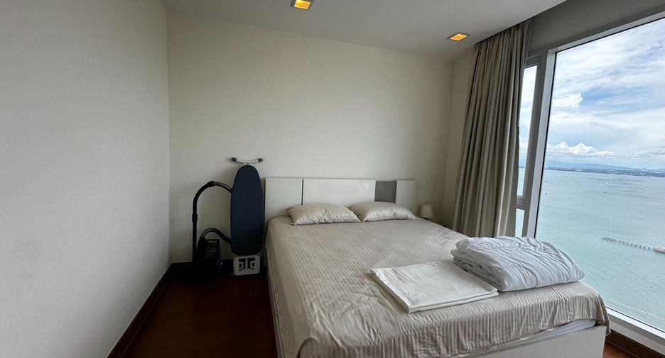For rent 2 bedrooms condo in Bang Lamung, Chonburi