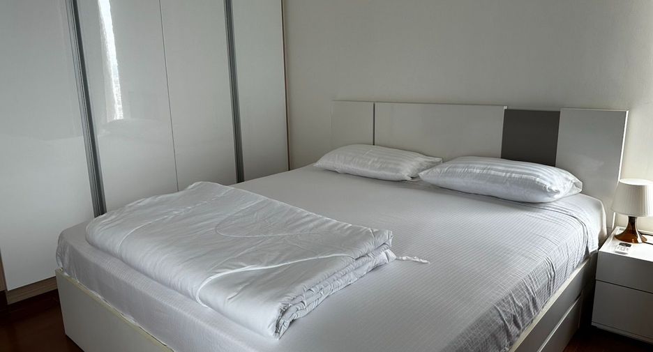 For rent 2 bedrooms condo in Bang Lamung, Chonburi