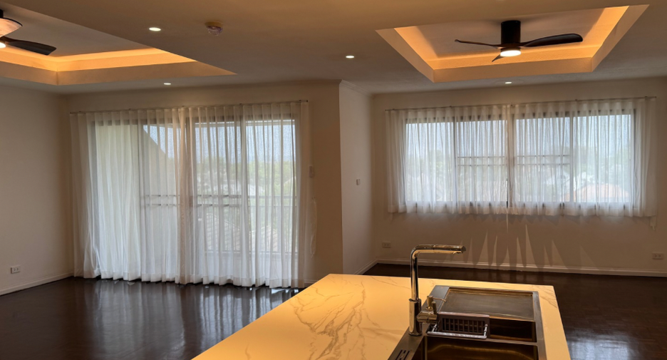 Condo en venta de 4 habitaciones en Pak Kret, Nonthaburi