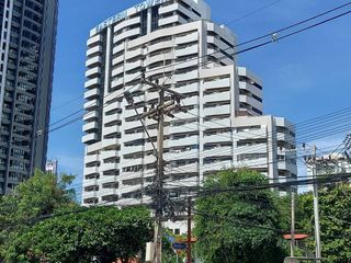 出租 和 出售 2 卧室 公寓 在 Si Racha, Chon Buri