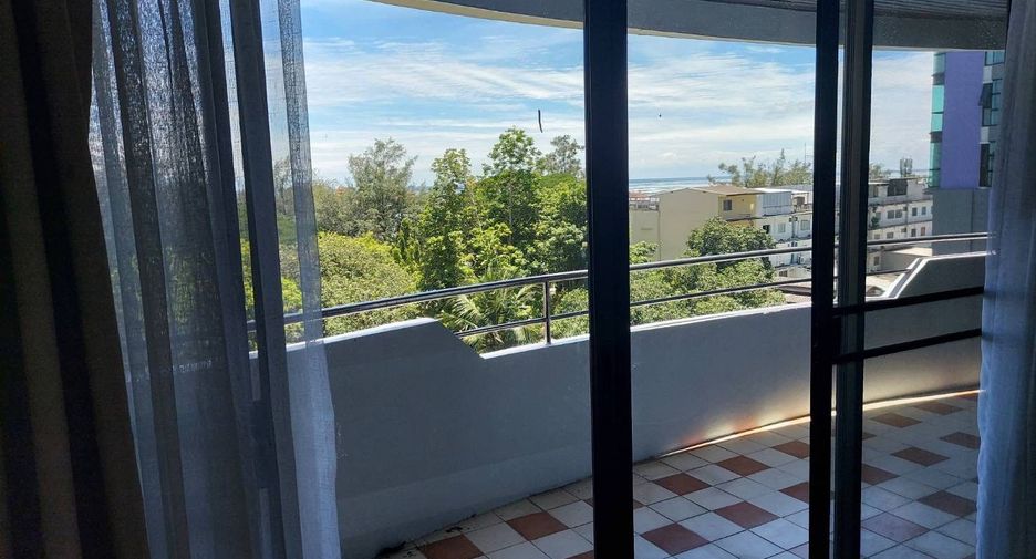 For rent and for sale 2 bedrooms condo in Si Racha, Chonburi