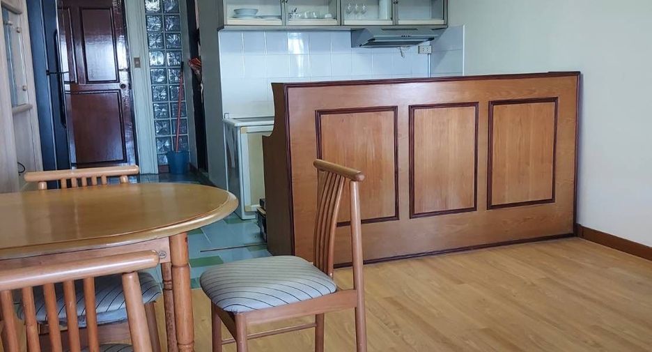 For rent and for sale 2 bedrooms condo in Si Racha, Chonburi