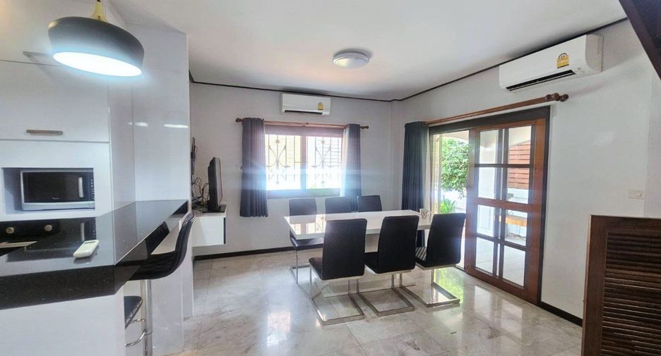 For sale 4 bedrooms house in Phaya Thai, Bangkok