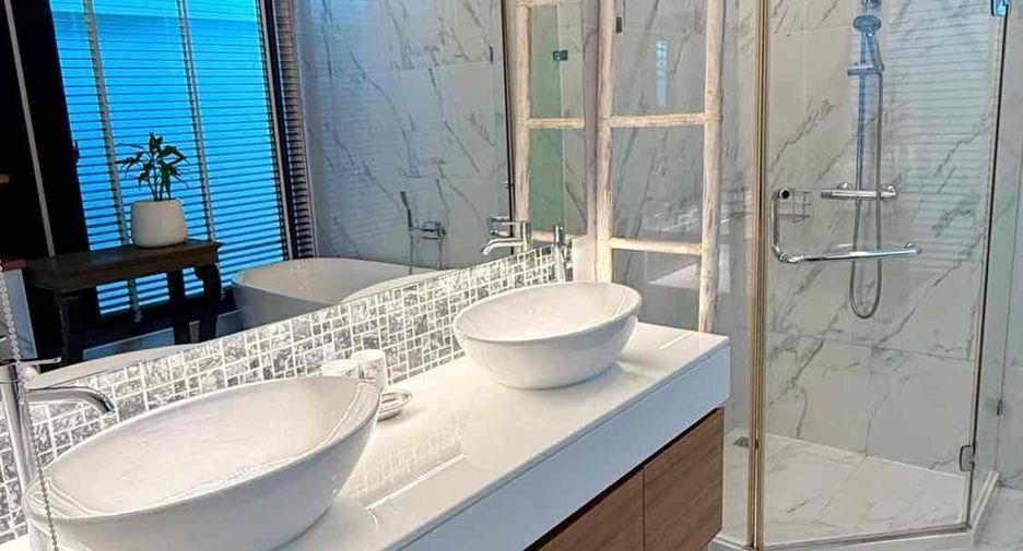 Аренда и продажа 3 спальни вилла в Тхаланг, Пхукет