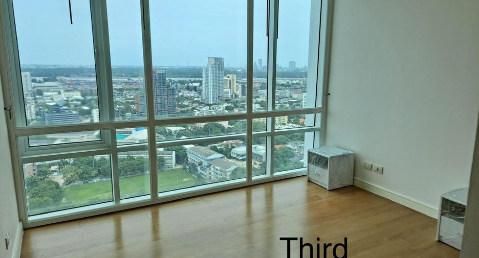 Wohnung zur Miete und zum Kauf mit 4 Zimmer in Khlong Toei, Bangkok