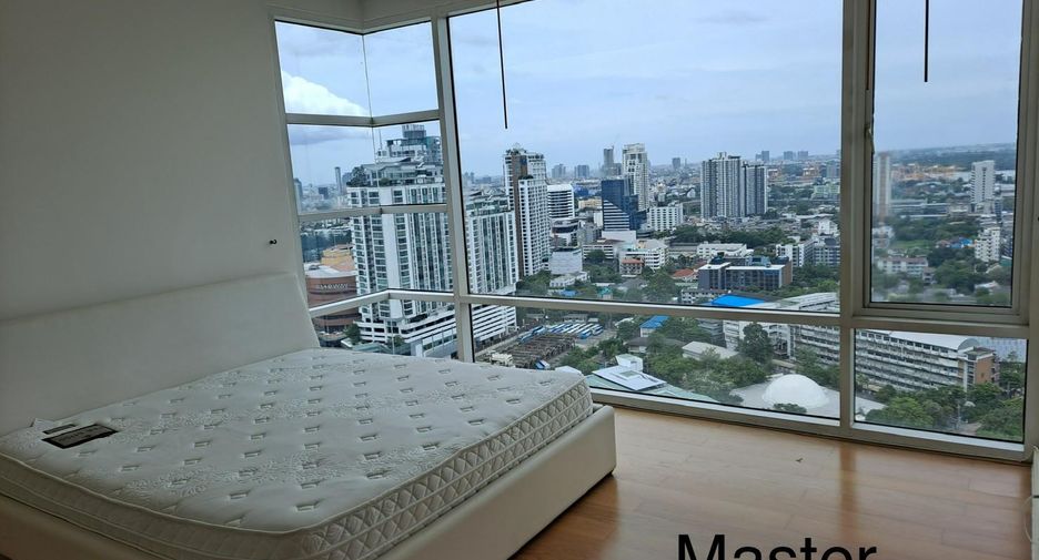Wohnung zur Miete und zum Kauf mit 4 Zimmer in Khlong Toei, Bangkok