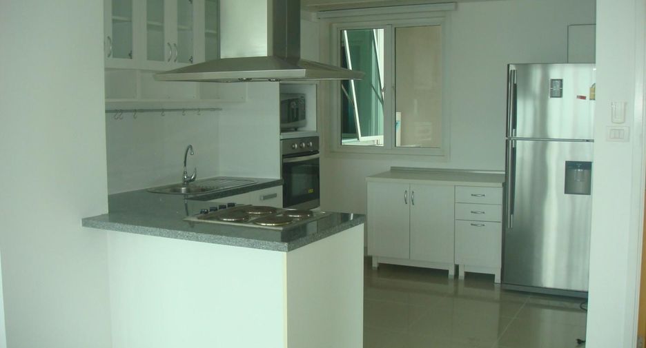 Wohnung zur Miete und zum Kauf mit 4 Zimmer in Khlong Toei, Bangkok