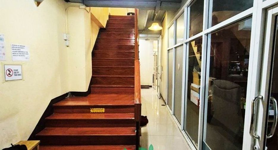 For sale 25 bedrooms hotel in Phra Nakhon, Bangkok