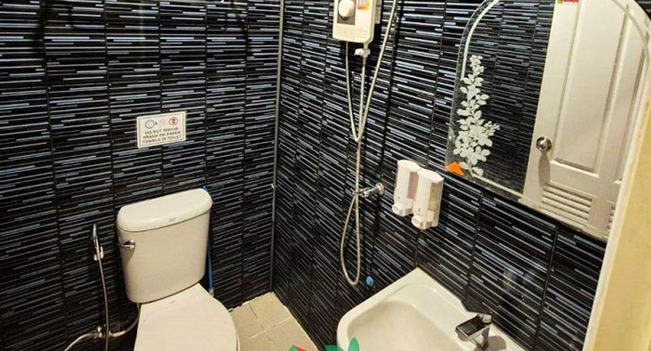 For sale 25 bedrooms hotel in Phra Nakhon, Bangkok