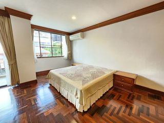 Apartment zur Miete mit 2 Zimmer in Khlong Toei, Bangkok