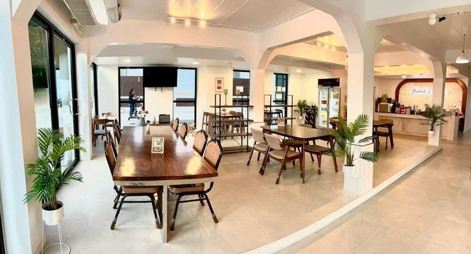 Local comercial en venta de 130 habitaciones en Sattahip, Chonburi
