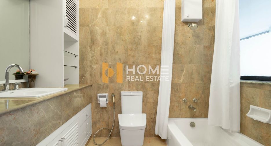 For sale 3 bedrooms condo in Ratchathewi, Bangkok