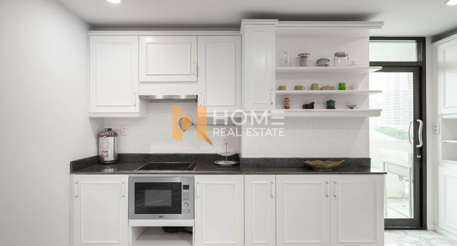For sale 3 bedrooms condo in Ratchathewi, Bangkok