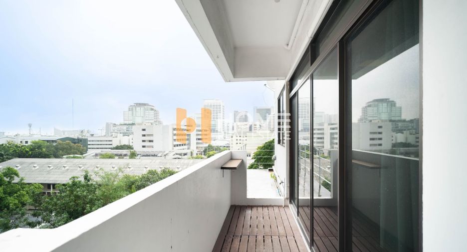 For sale 3 bedrooms condo in Ratchathewi, Bangkok