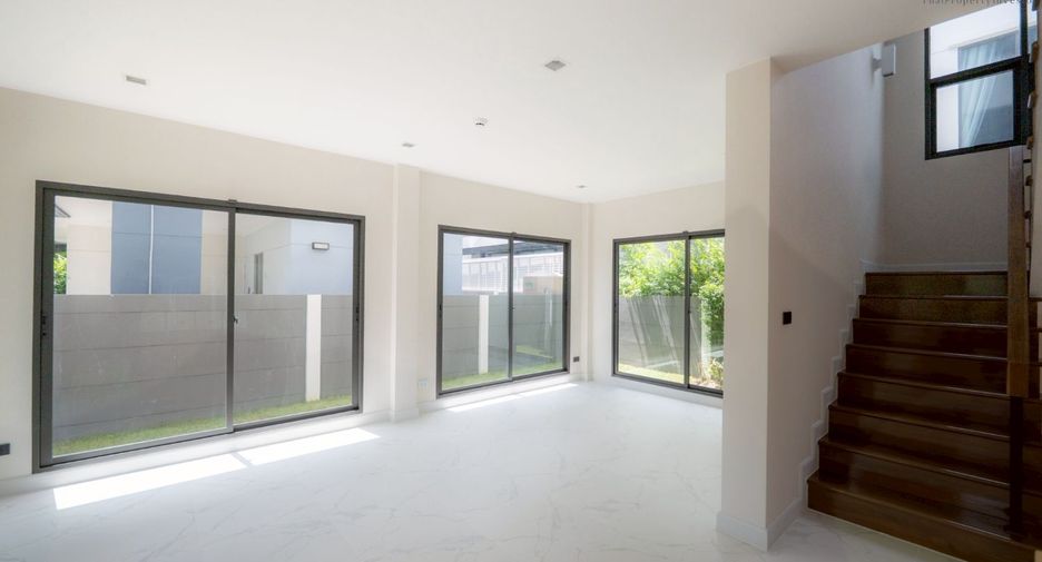 For sale 3 bedrooms house in Lam Luk Ka, Pathum Thani