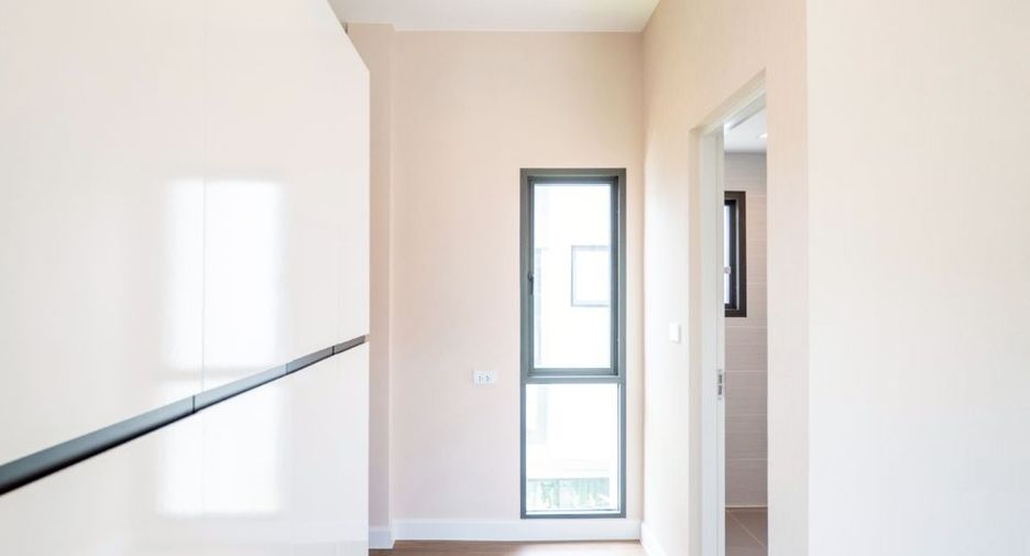 For sale 3 bedrooms house in Lam Luk Ka, Pathum Thani