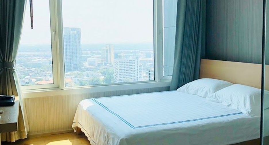 For rent and for sale 2 bedrooms condo in Khlong Toei, Bangkok