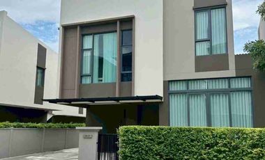 Haus zum Kauf mit Studio in Prawet, Bangkok