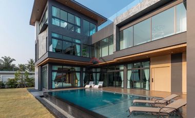 À vendre 5 chambres villa à Bang Lamung, Chonburi
