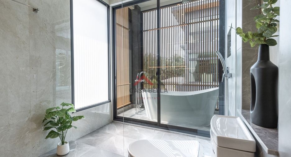 Villa zum Kauf mit 5 Zimmer in Bang Lamung, Chonburi