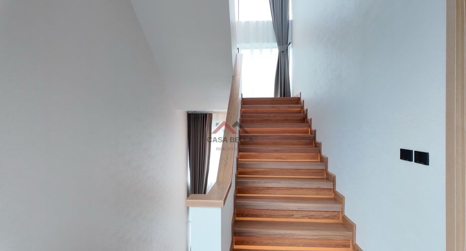Villa zum Kauf mit 5 Zimmer in Bang Lamung, Chonburi