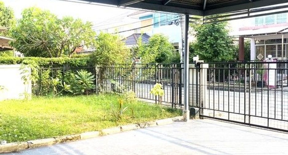 For rent そして for sale 4 ベッドルーム house in Chom Thong, Bangkok