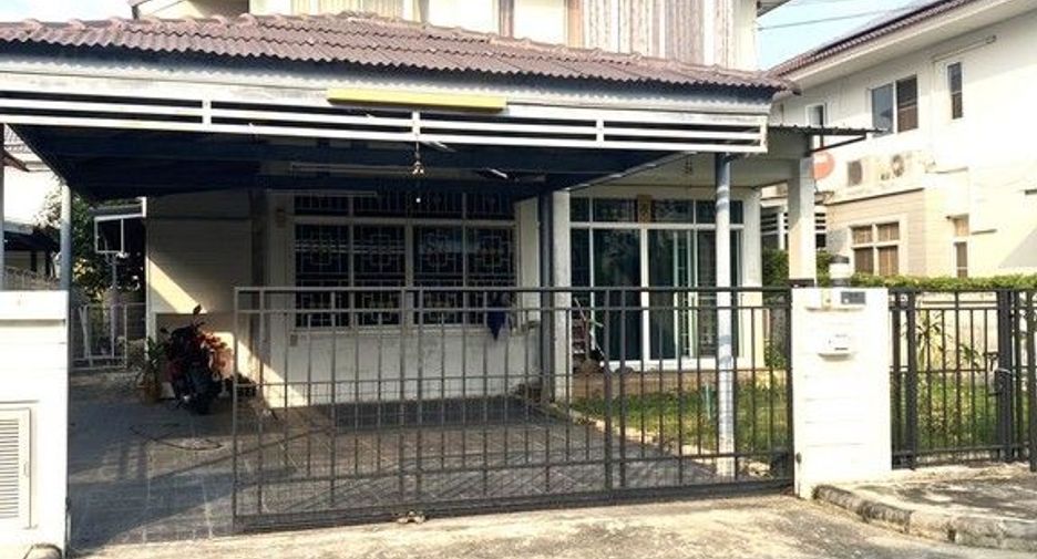 For rent そして for sale 4 ベッドルーム house in Chom Thong, Bangkok