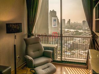 À vendre 1 chambre condo à Sathon, Bangkok