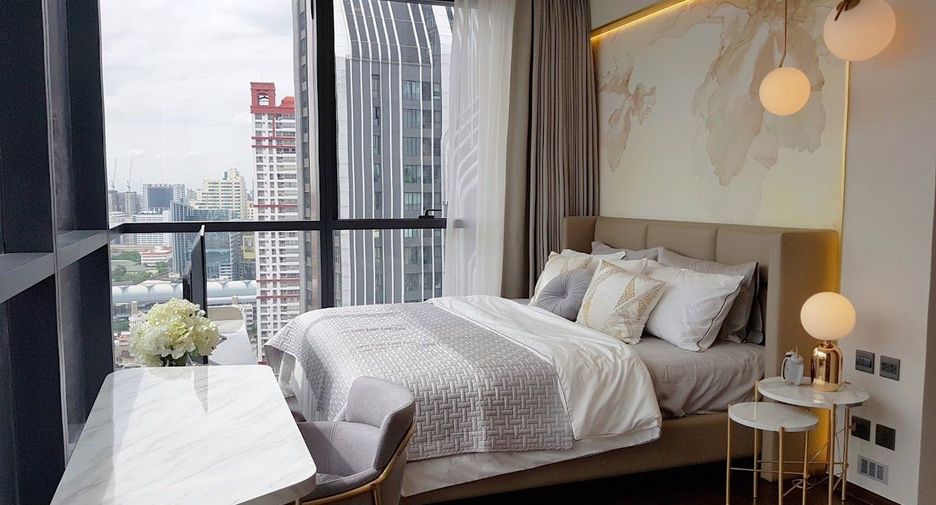For rent and for sale 2 bedrooms condo in Pathum Wan, Bangkok