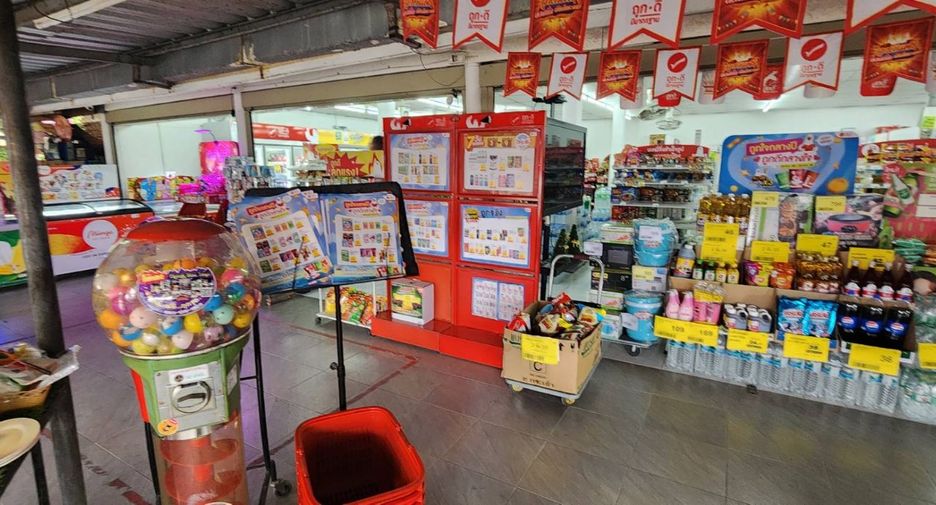 出售 土地 在 Si Racha, Chon Buri