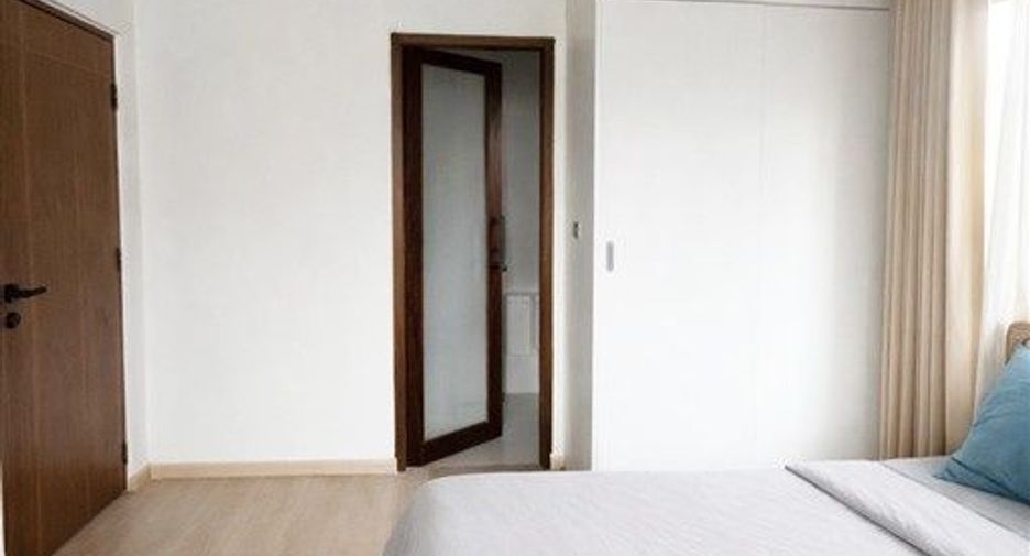 For rent and for sale 4 bedrooms house in Pak Kret, Nonthaburi
